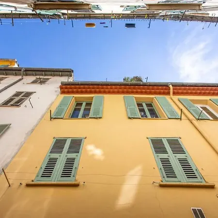 Appartement De Charme En Plein Coeur De Nice. Appartement